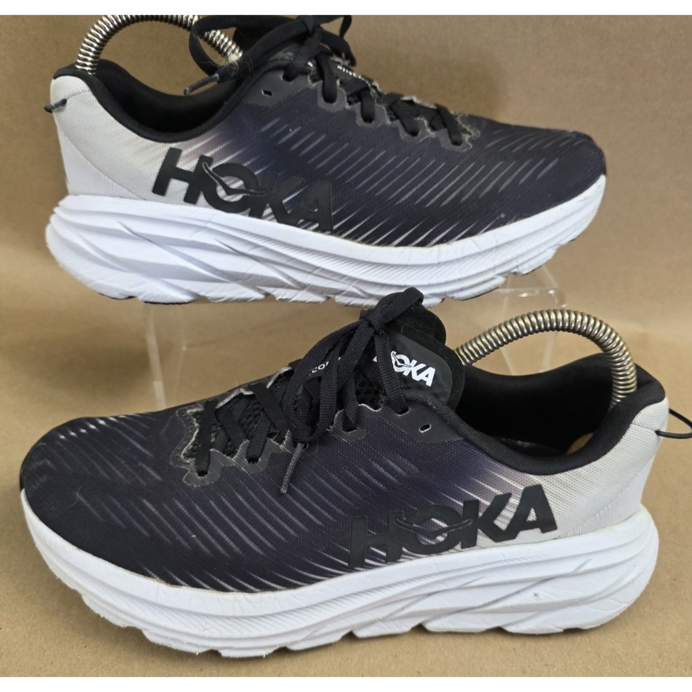 Hoka One One (Sz 8.5 B) Women's Rincon 3 Shoes Black/White 1119396-BWHT